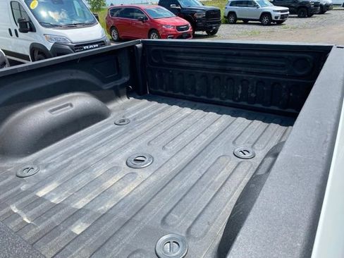 Used 2025 RAM 2500 Big Horn AWD/4WD image 10
