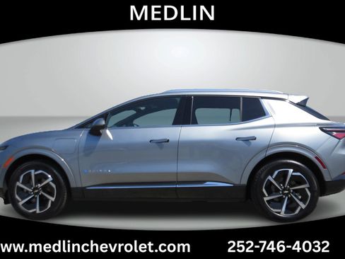 Used 2025 Chevrolet Equinox EV LT w/ Convenience Package FWD image 6