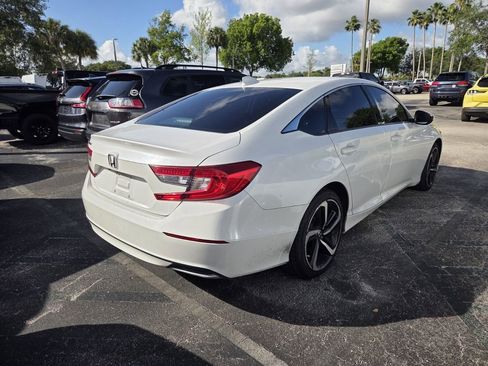Used 2022 Honda Accord LX image 5