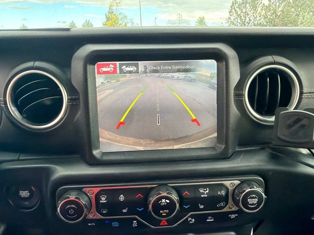 Used 2021 Jeep Wrangler Unlimited Rubicon 4xe w/ Steel Bumper Group AWD/4WD image 15