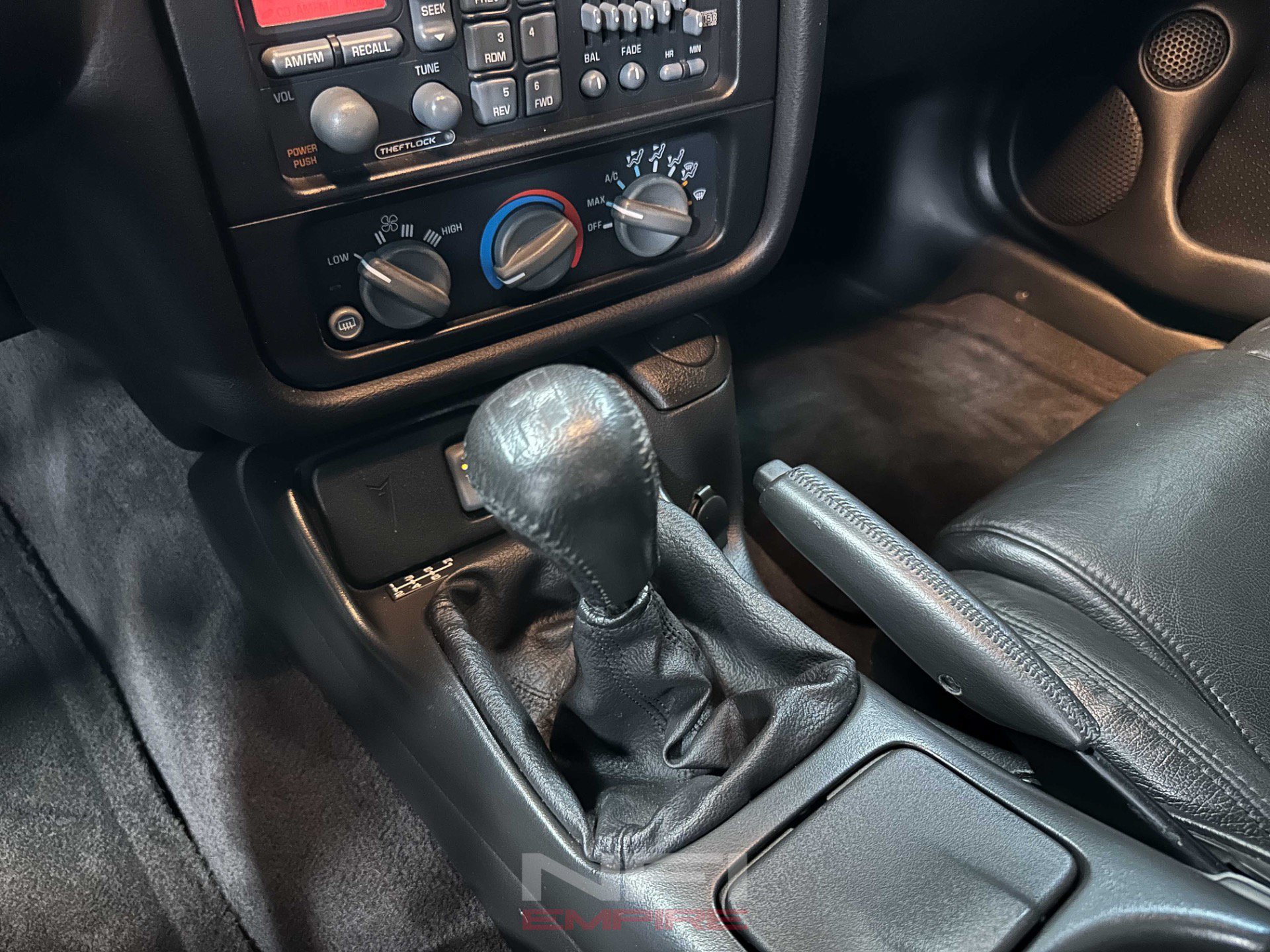Used 2002 Pontiac Firebird Formula RWD image 30