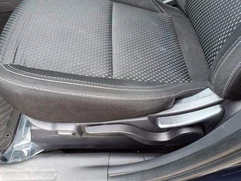 Used 2020 Mitsubishi Outlander ES image 13