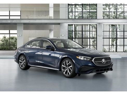 New 2026 Mercedes-Benz E 450 4MATIC Sedan image 11
