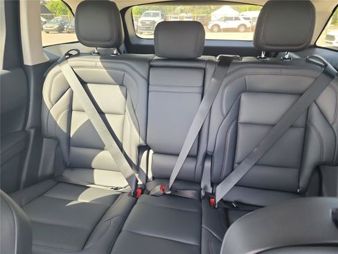 New 2026 Lincoln Nautilus Premier image 15