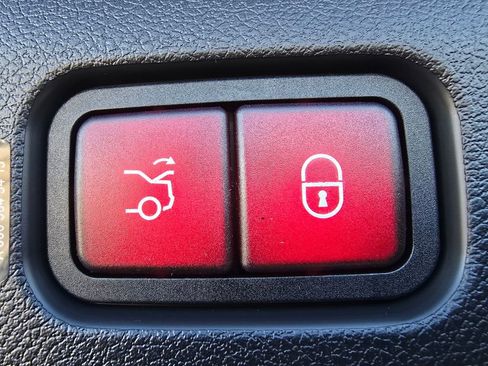 New 2026 Mercedes-Benz E 450 4MATIC Sedan image 20