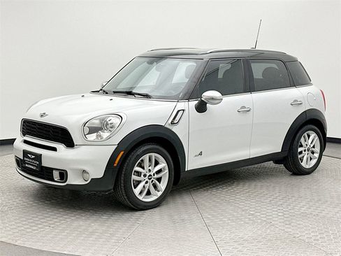 Used 2012 MINI Cooper Countryman S image 1