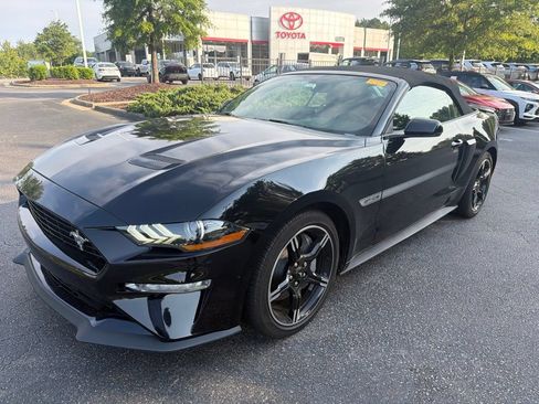 Used 2019 Ford Mustang GT Premium w/ Equipment Group 401A RWD image 2