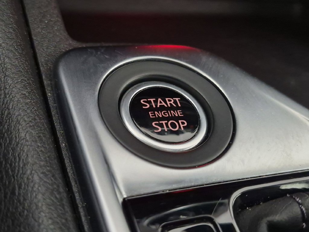Used 2025 Nissan Sentra SV FWD image 27