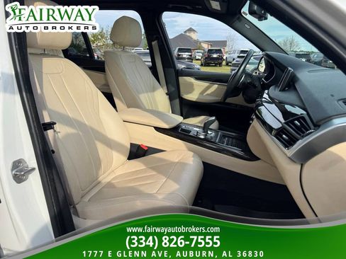 Used 2018 BMW X5 xDrive35i image 12