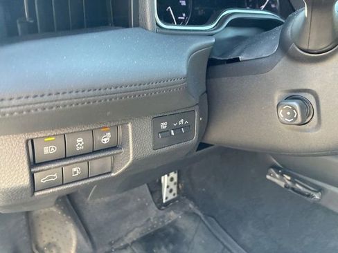 Used 2019 Toyota Avalon Touring image 15