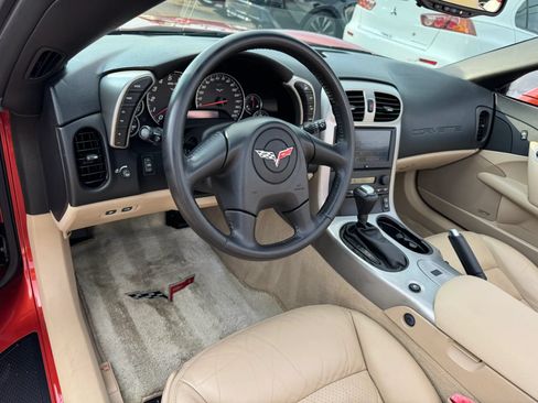 Used 2005 Chevrolet Corvette Coupe w/ Preferred Equipment Group RWD image 21