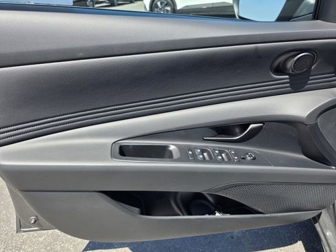 New 2025 Hyundai Elantra Sport image 14