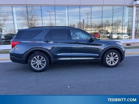 Certified 2024 Ford Explorer XLT w/ Equipment Group 202A image 9