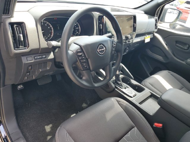 Used 2026 Nissan Frontier SV w/ Tow Package AWD/4WD image 7