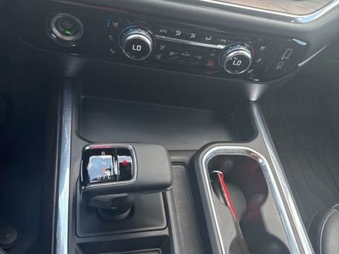Certified 2023 GMC Sierra 1500 SLT AWD/4WD image 20