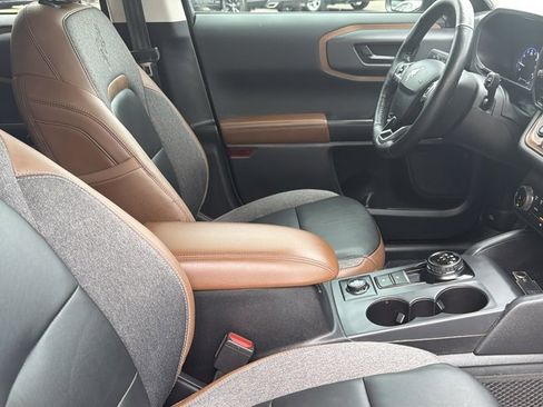 Used 2022 Ford Bronco Sport Outer Banks image 9