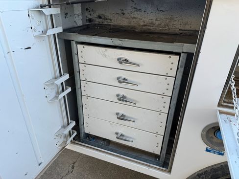 Used 2018 Ford F350 XL w/ Power Equipment Group image 44