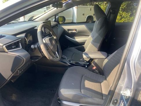 Used 2022 Toyota Corolla SE FWD image 11