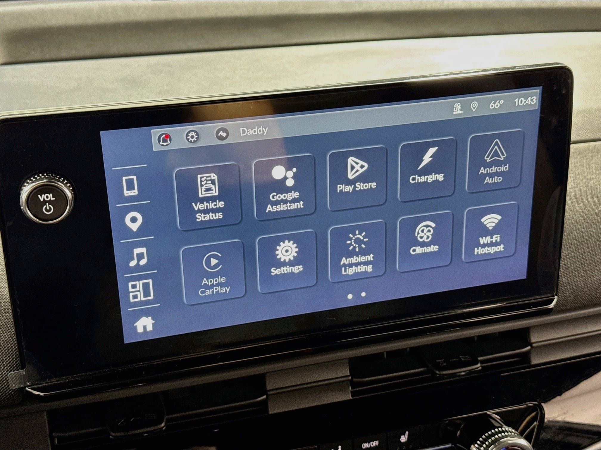 Used 2024 Honda Prologue EX image 17