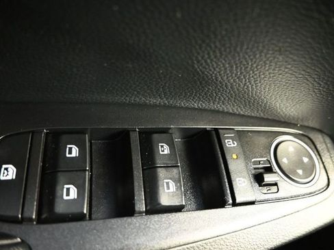 Used 2025 Kia Seltos EX image 27