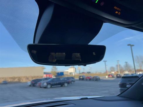 Used 2023 Chevrolet Tahoe High Country image 32