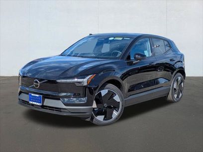 New 2026 Volvo EX30 Plus w/ Protection Package Premier
