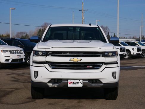 Used 2017 Chevrolet Silverado 1500 LTZ Z71 w/ LTZ Plus Package AWD/4WD image 2