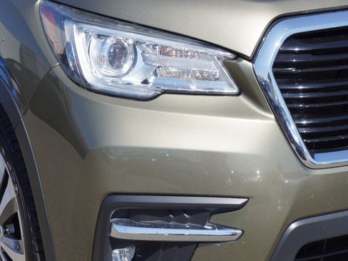 Used 2022 Subaru Ascent Touring AWD/4WD image 3