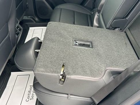 New 2026 Chevrolet Equinox LT w/ Convenience Package II image 35