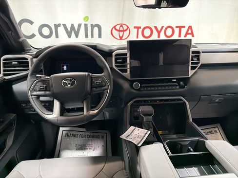 Used 2026 Toyota Sequoia 4WD image 22