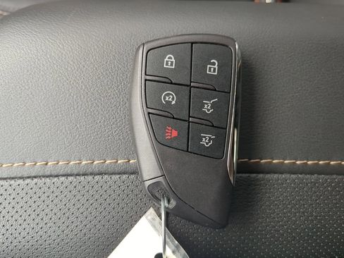 Used 2023 GMC Yukon AT4 w/ AT4 Premium Plus Package image 29