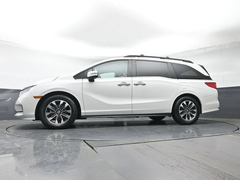 Used 2024 Honda Odyssey EX-L image 31