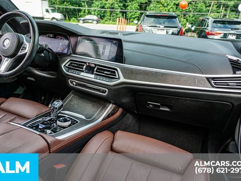 Used 2021 BMW X7 M50i AWD/4WD image 28