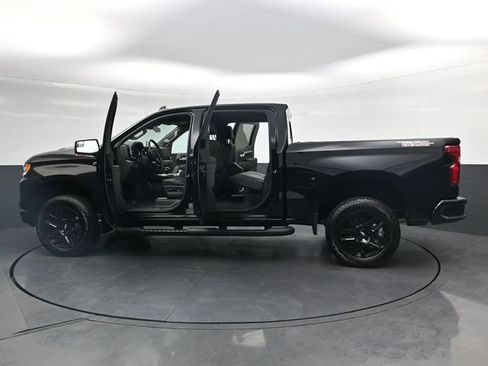 Used 2025 Chevrolet Silverado 1500 LT Trail Boss w/ Convenience Package II AWD/4WD image 41