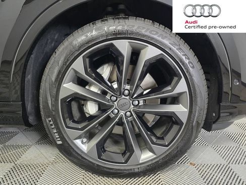Certified 2026 Audi Q7 3.0T Premium Plus AWD/4WD image 2
