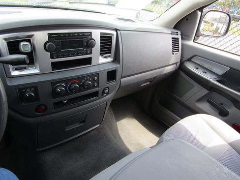 Used 2007 Dodge Ram 1500 Truck SLT image 13