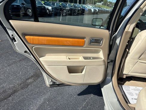 Used 2008 Lincoln MKZ FWD image 33