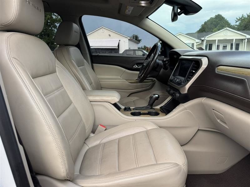 Used 2019 GMC Acadia Denali AWD/4WD image 18