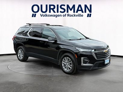 Used 2023 Chevrolet Traverse LT