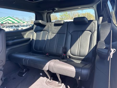 New 2026 Jeep Grand Wagoneer Limited AWD/4WD image 6