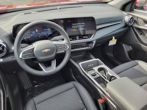 New 2026 Chevrolet Equinox LT w/ Convenience Package II AWD/4WD image 23