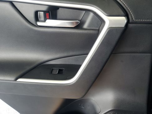 Used 2019 Toyota RAV4 Limited w/ All Weather Liner Package AWD/4WD image 13