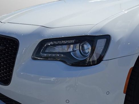 Used 2023 Chrysler 300 S w/ Comfort Group RWD image 13