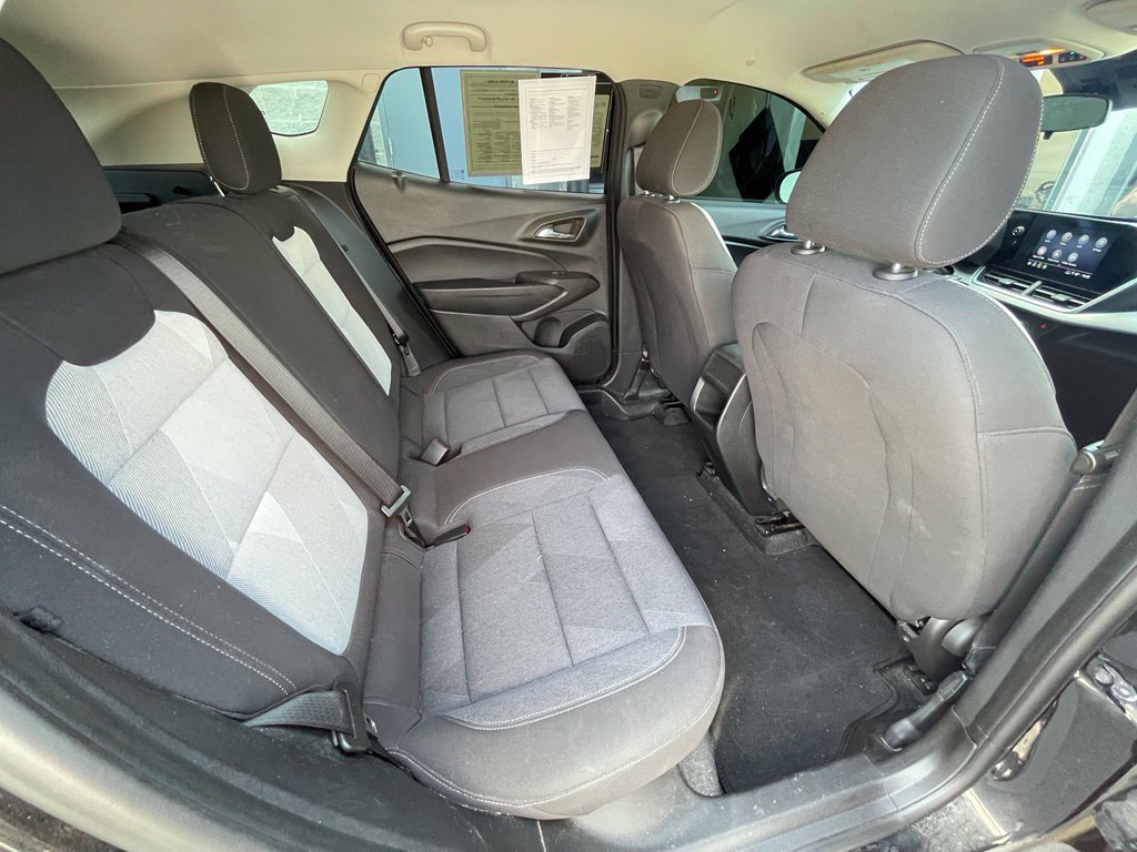 Used 2024 Chevrolet Trax LS FWD image 27