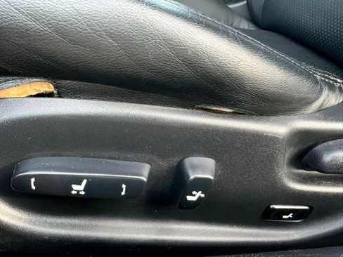 Used 2010 Lexus IS 350C image 21