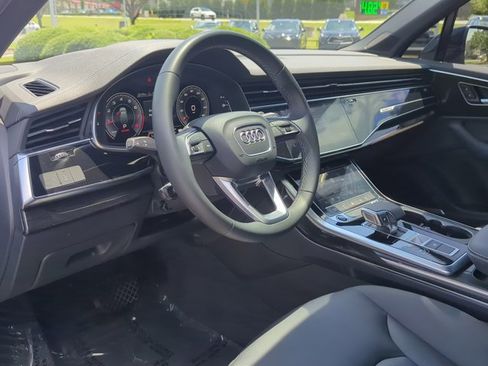 Used 2025 Audi Q7 2.0T Premium AWD/4WD image 9