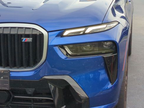 Certified 2023 BMW X7 M60i w/ Executive Package AWD/4WD image 5