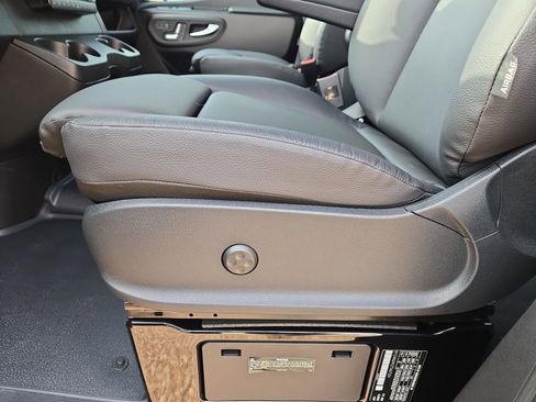 New 2026 Mercedes-Benz Sprinter 2500 image 17