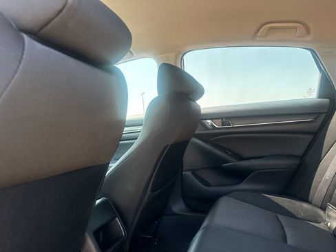Used 2019 Honda Accord LX image 32