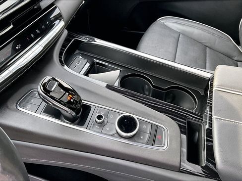 Used 2021 Cadillac Escalade ESV Sport w/ Driver Assist Tech Package image 15